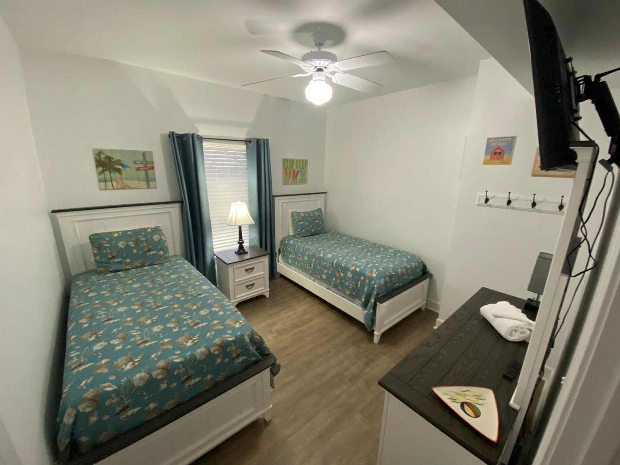 Blue Parrot Villa Галф Шорс Екстериор снимка